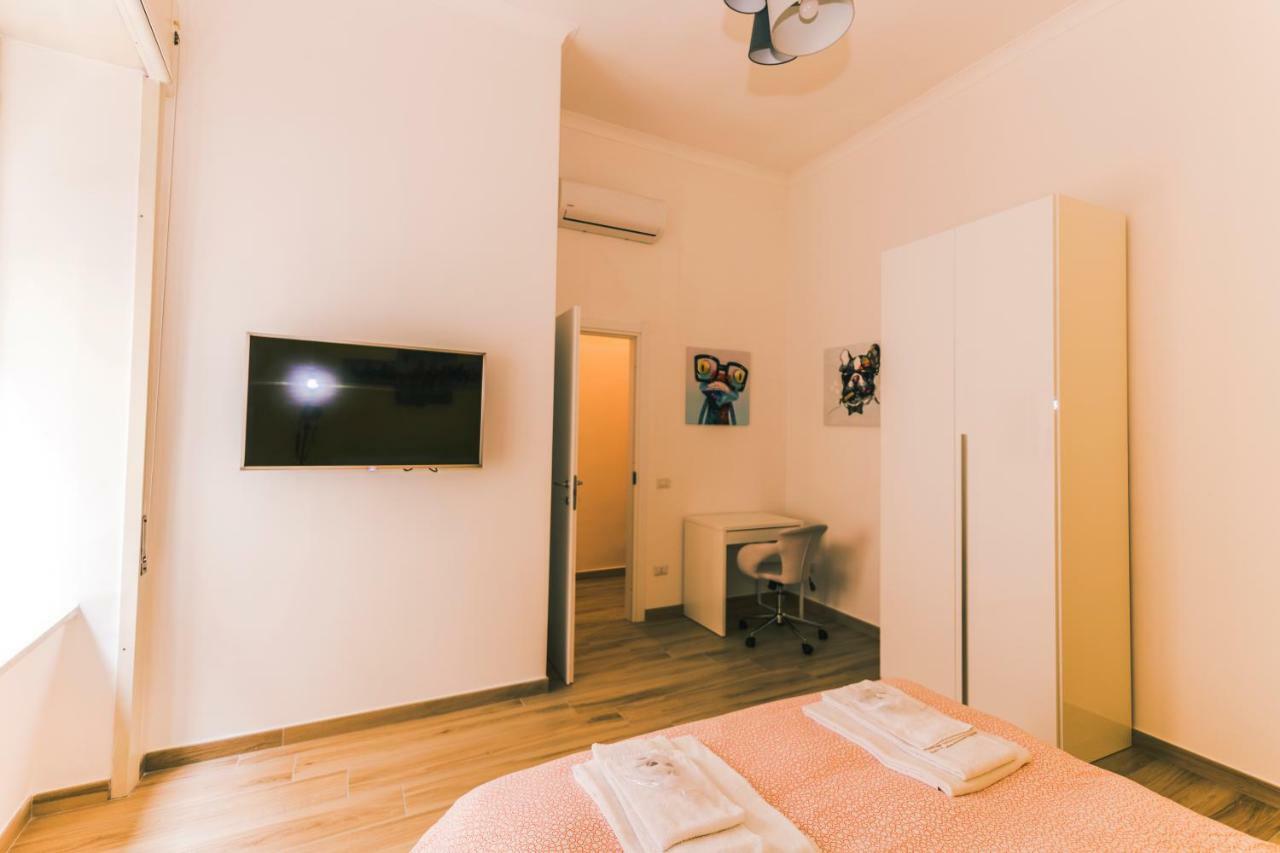 St. Teresa Museum Suites Naples Extérieur photo