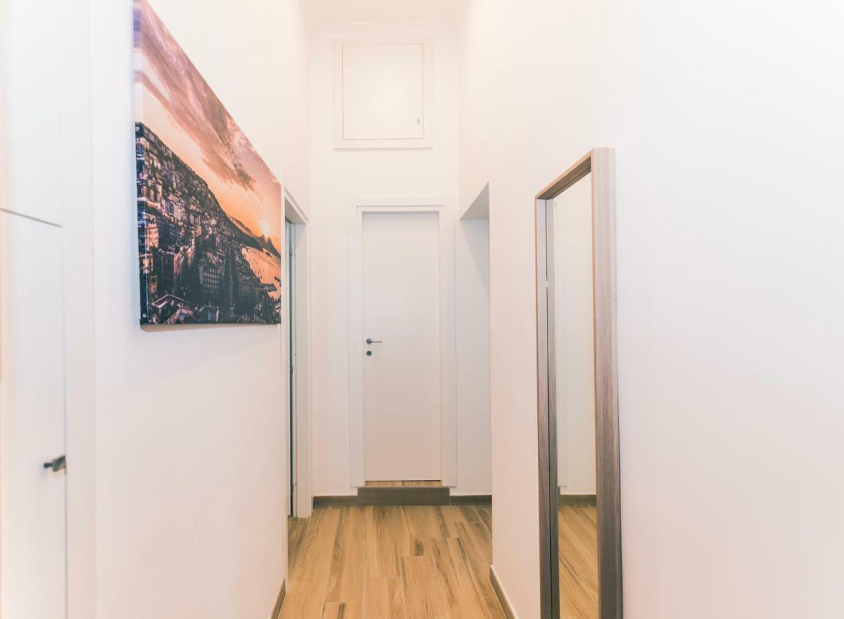 St. Teresa Museum Suites Naples Extérieur photo